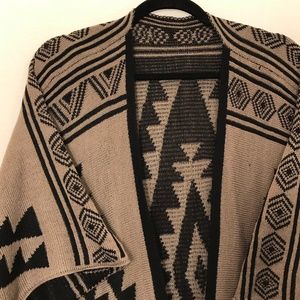 Aztec Print Woven Reversible Cardigan